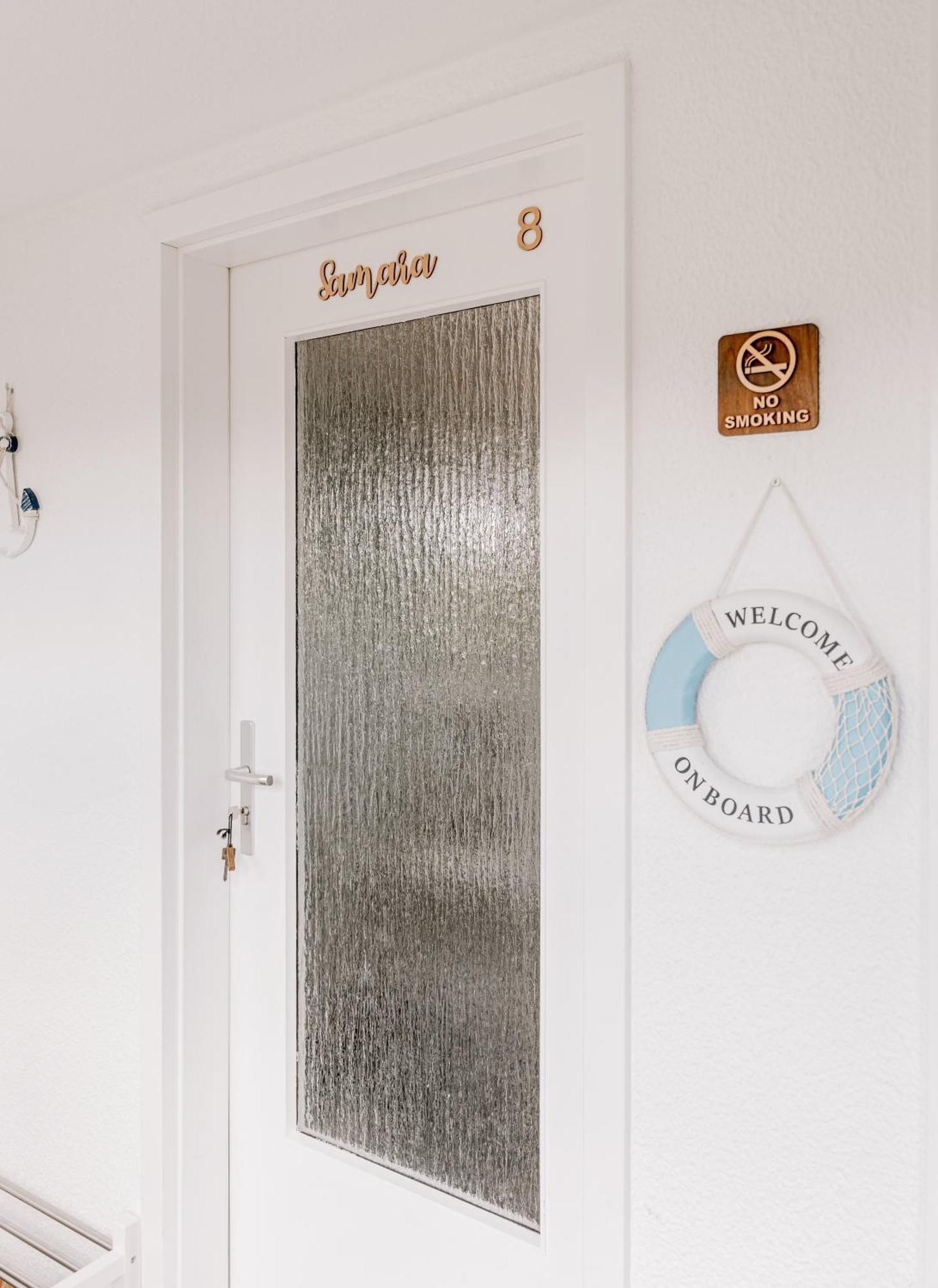 Ferienhaeuser Insel Usedom Haus Samara 8 - Blick Aufs Achterwasser! Whirlpool Und Sauna Lutow Esterno foto